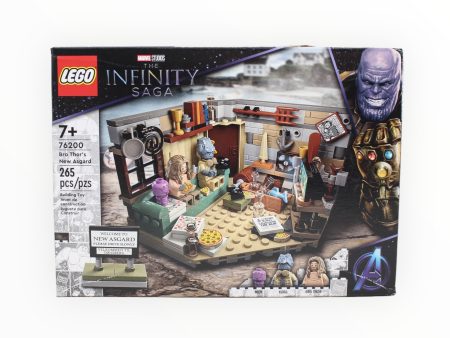 Retired Set 76200 Infinity Saga Bro Thor’s New Asgard (damaged box) Fashion